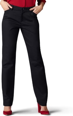 Lee Women's Wrinkle Free Relaxed Fit Straight Leg Pant 8 Short Black