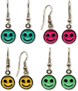4 Pairs Smiley Face Earrings Set for Women, Y2K Earring Pack for Girls, Emoji Dangle Hook Kawaii Aesthetic Earring Sets Party Favors for Teens, Trendy Cute Funky Kidcore Jewelry Accessories